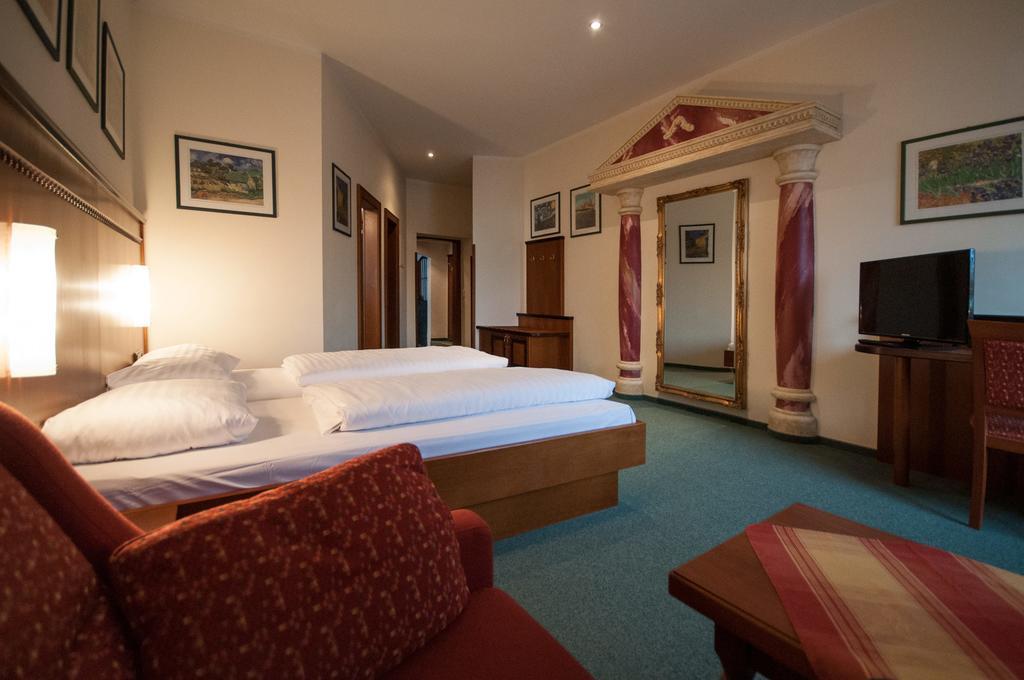 Hotel Gasthof Sonne Aschach an der Donau Εξωτερικό φωτογραφία