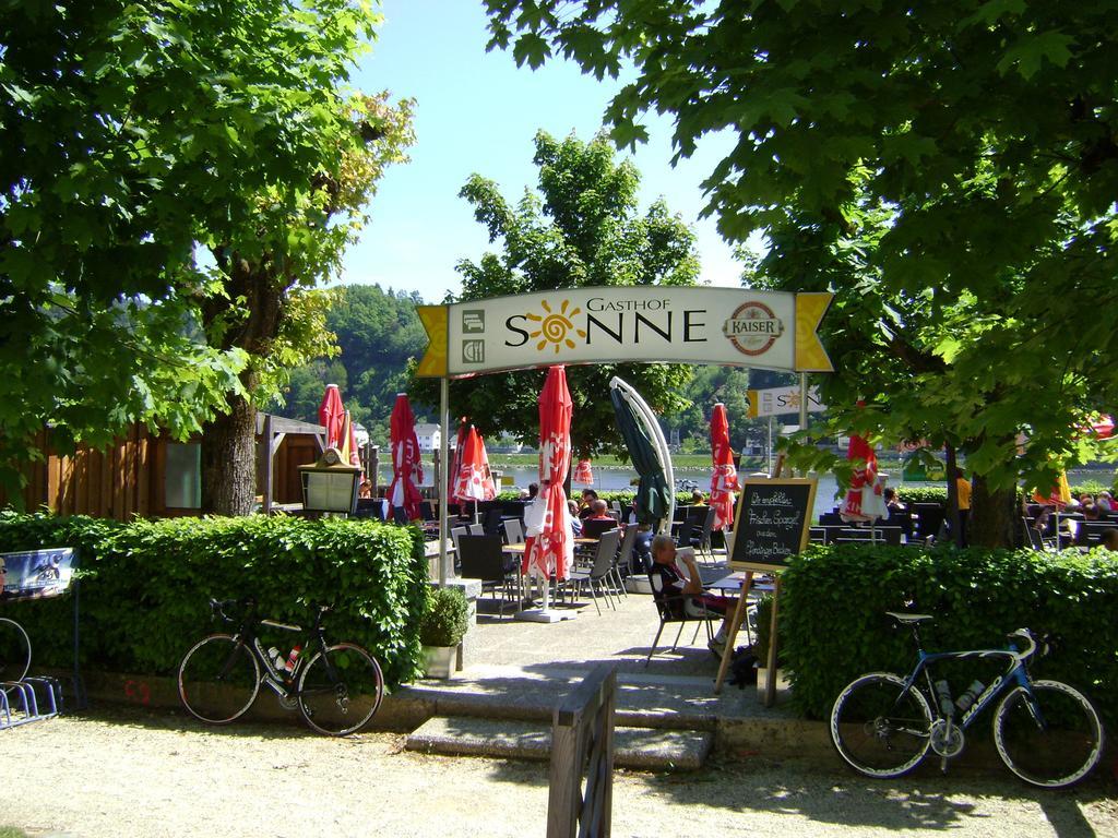 Hotel Gasthof Sonne Aschach an der Donau Εξωτερικό φωτογραφία